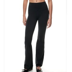 Aritzia TNA leggings